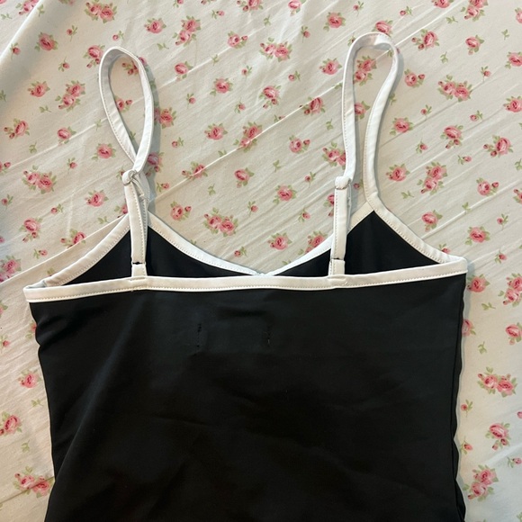 Edikted Front Tie Tank Top - Picture 3 of 3